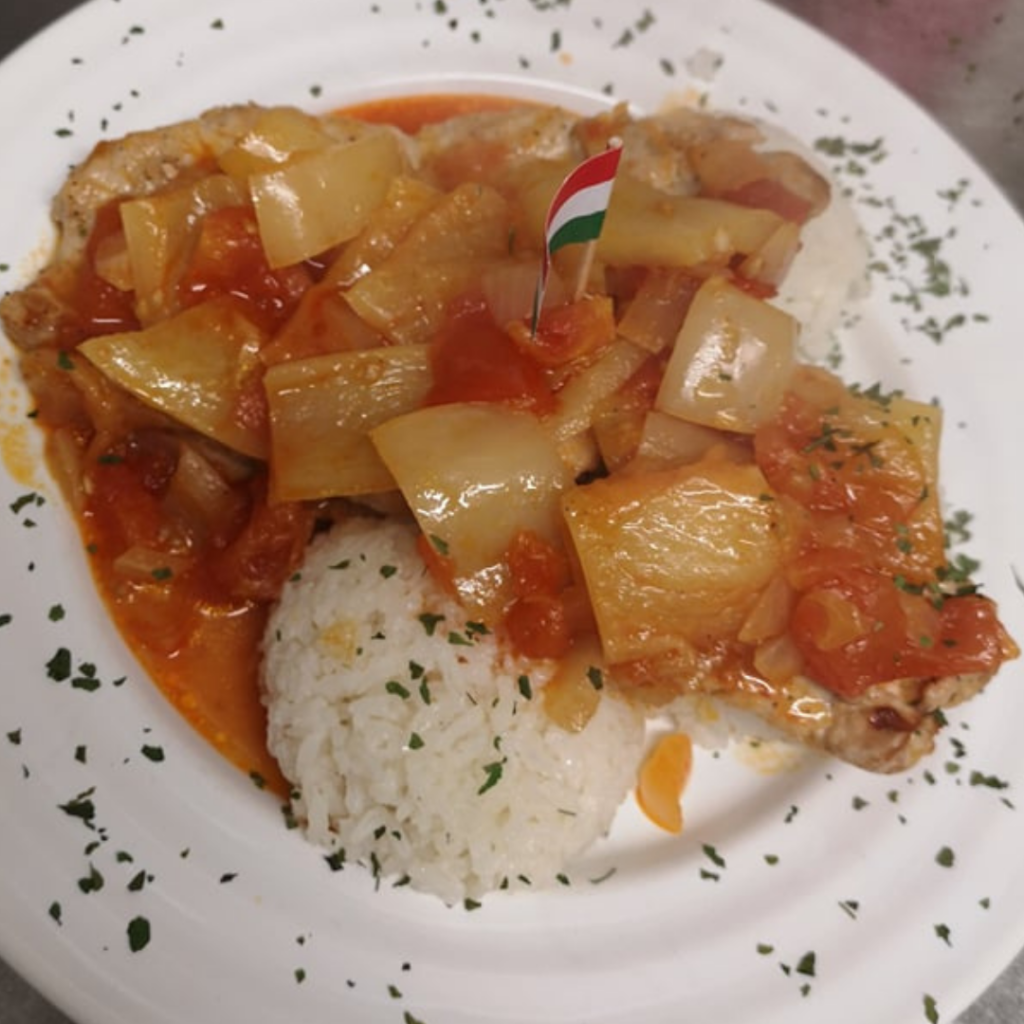 Magyaros sertésszűz rizzsel